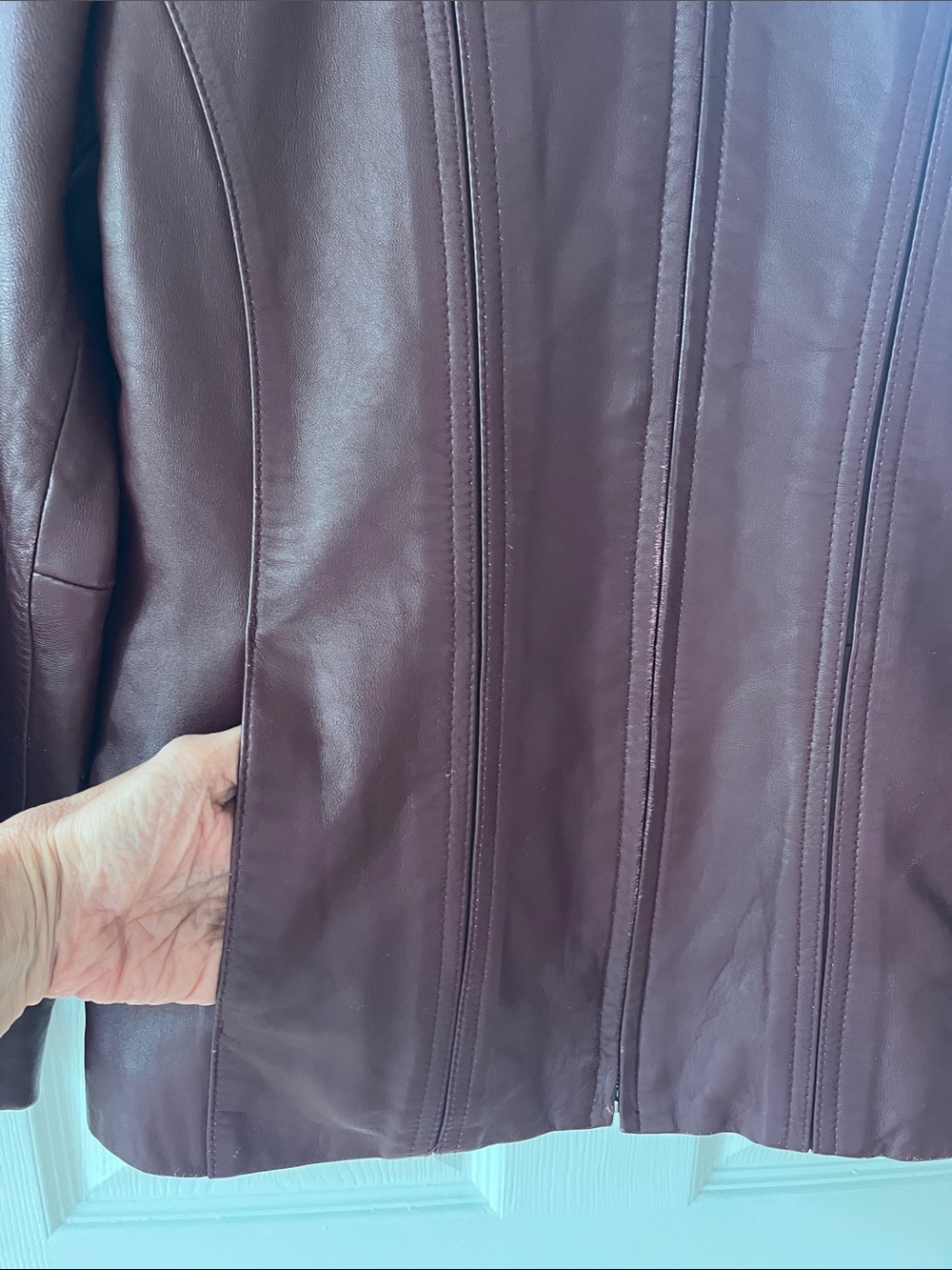 Women's Burgundy Leather Zip Jacket - Picture 3 of 4